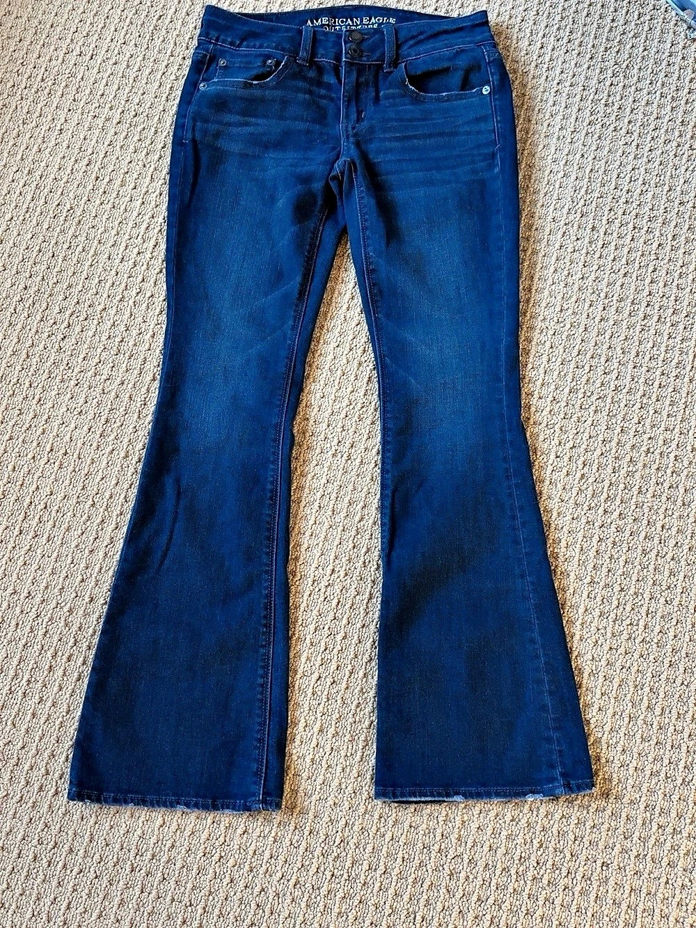 American Eagle Outfitters Artist Flare Jeans Blue Size 2